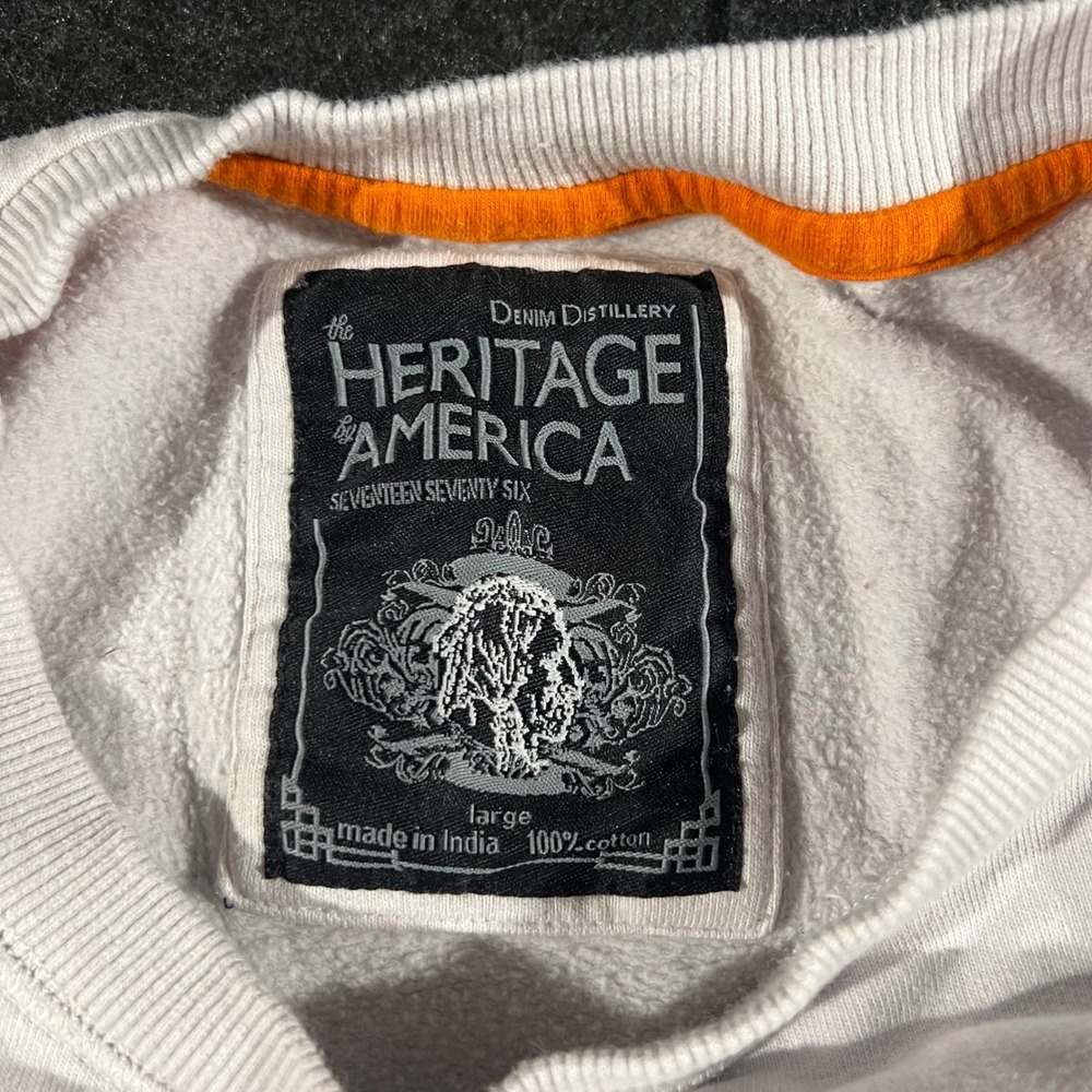 Heritage America Sweatshirt Womens Large White Orange Wolf Graphic Stars Stripes - Picture 3 of 6